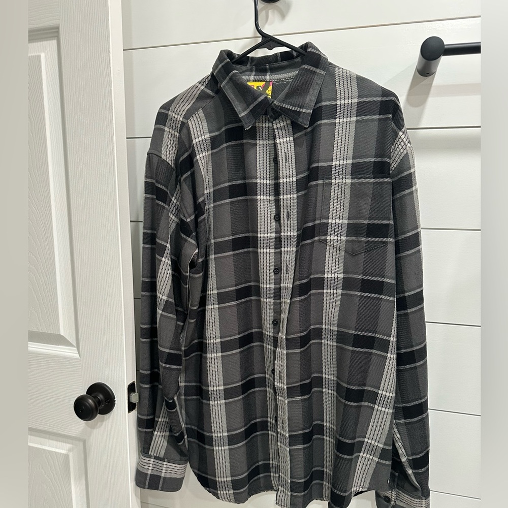 Mens Grey and Black Long Sleeve Button Up